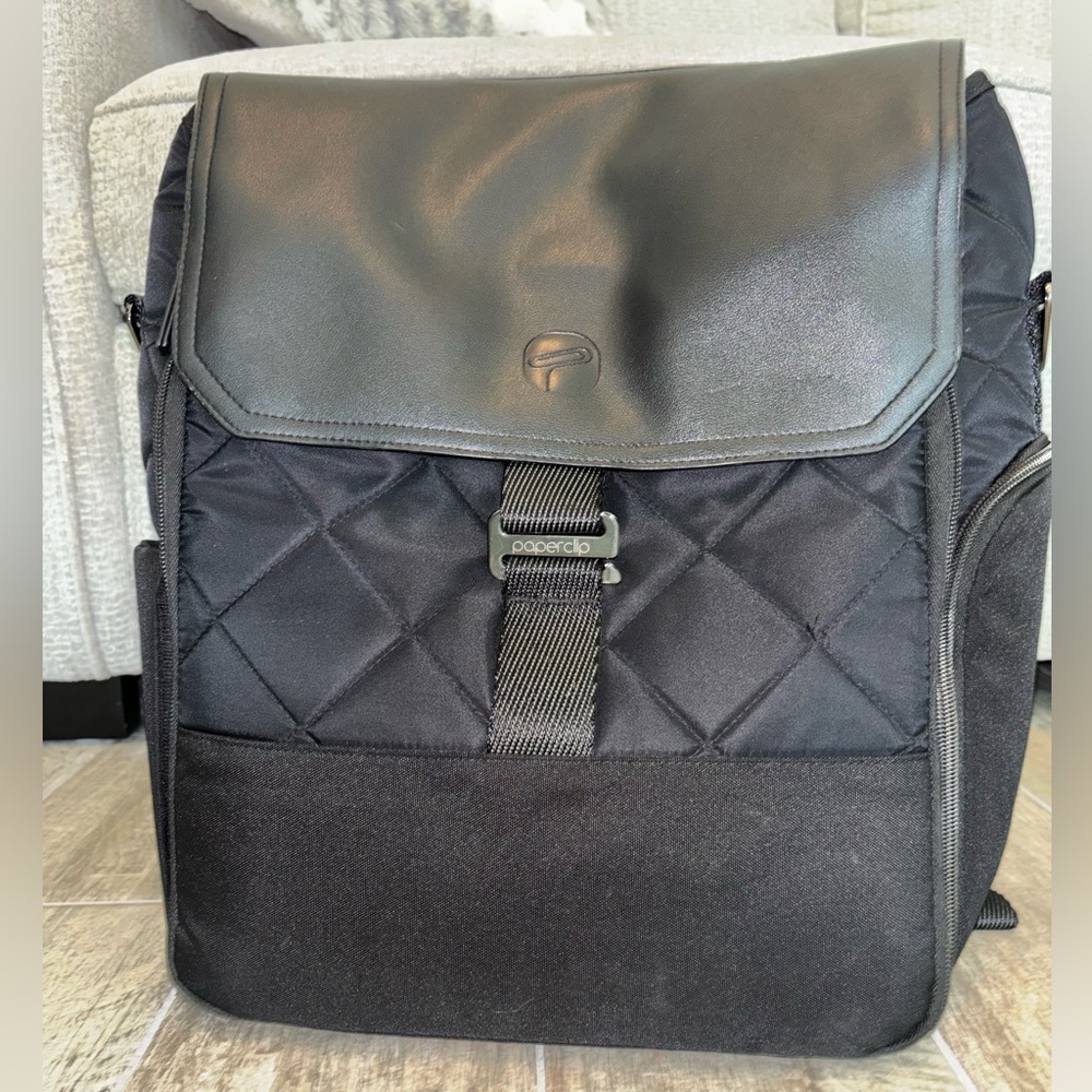 PAPERCLIP Diaper Bag Willow Backpack  With Convertible Changing Station - Black